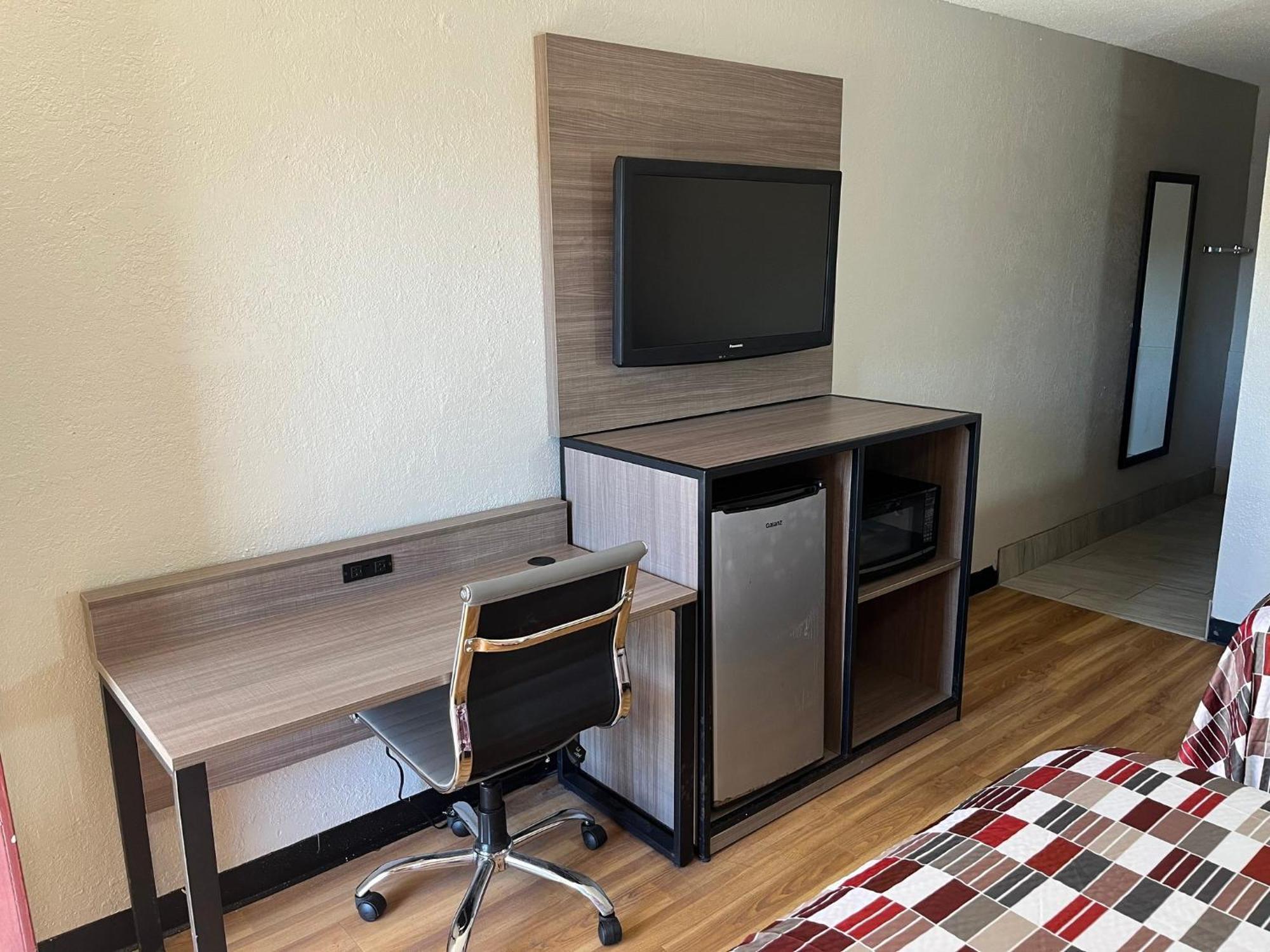 Red Roof Inn Memphis - Graceland Airport Екстериор снимка