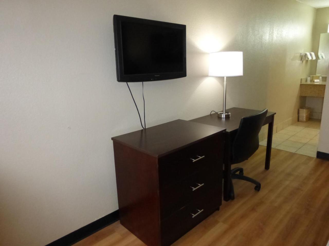 Red Roof Inn Memphis - Graceland Airport Екстериор снимка